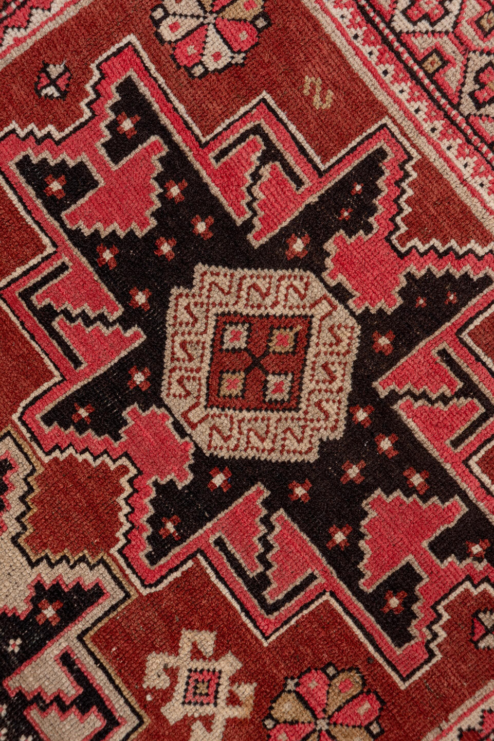 4' x 6' one-of-a-kind handmade antique Shirvan small size rug. Color palette: rust, ivory, charcoal, rose, terra cotta