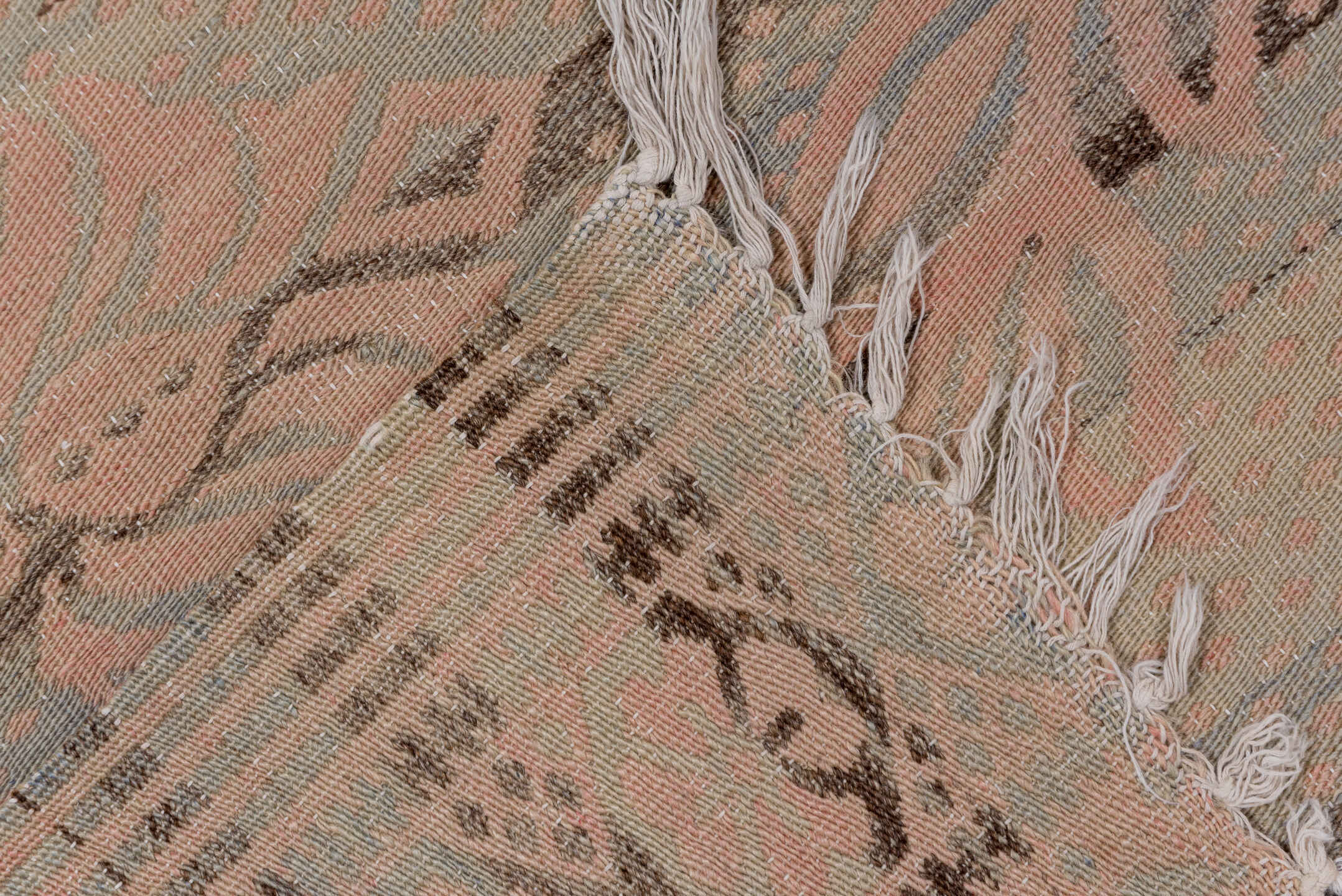 5' x 7' one-of-a-kind handmade vintage Kilim rug. Color palette: brown, gray, light gray, off-white, pink, snow, white