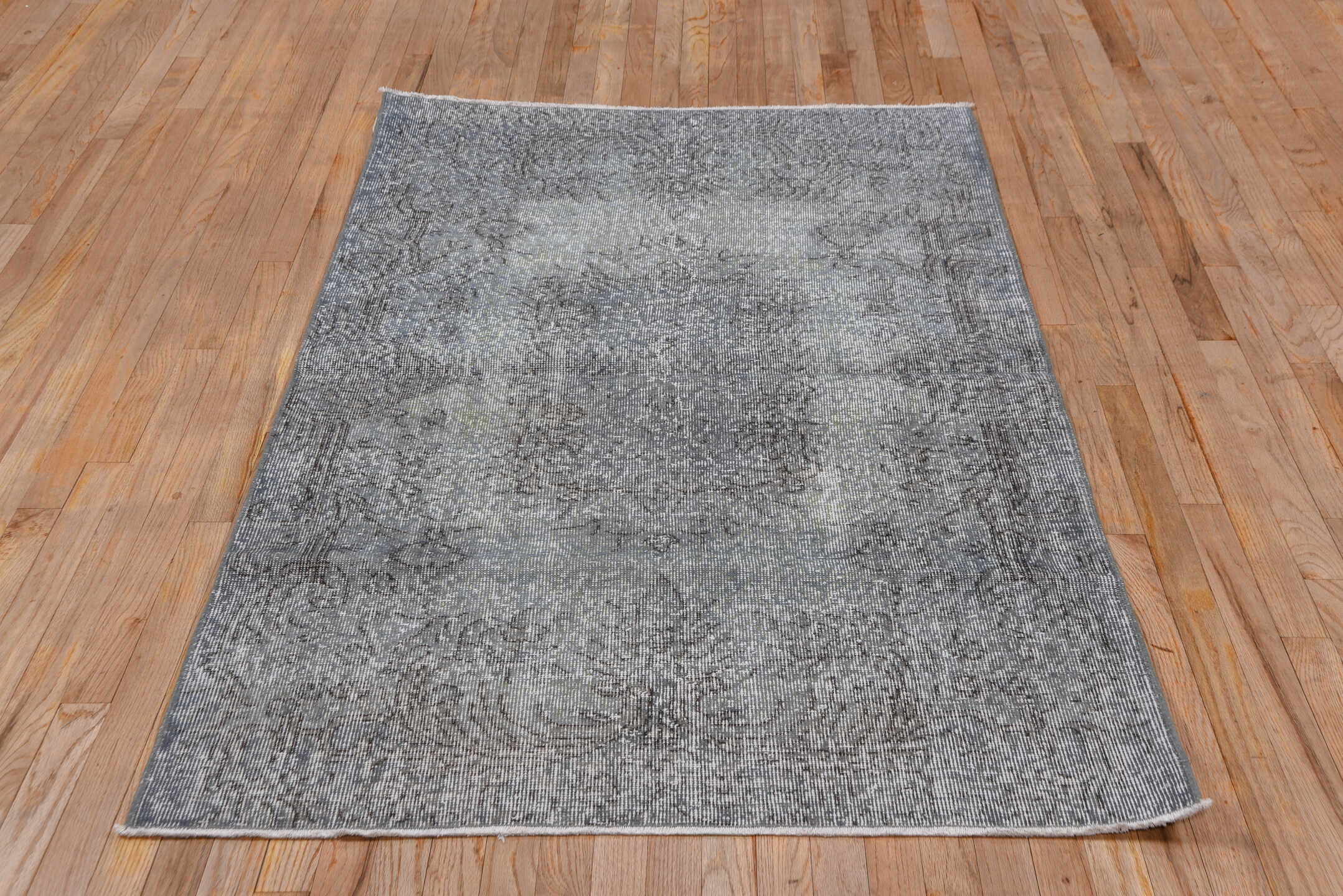 3' x 6' one-of-a-kind handmade vintage Oushak small size rug. Color palette: ivory, gray, taupe, pale_blue, beige