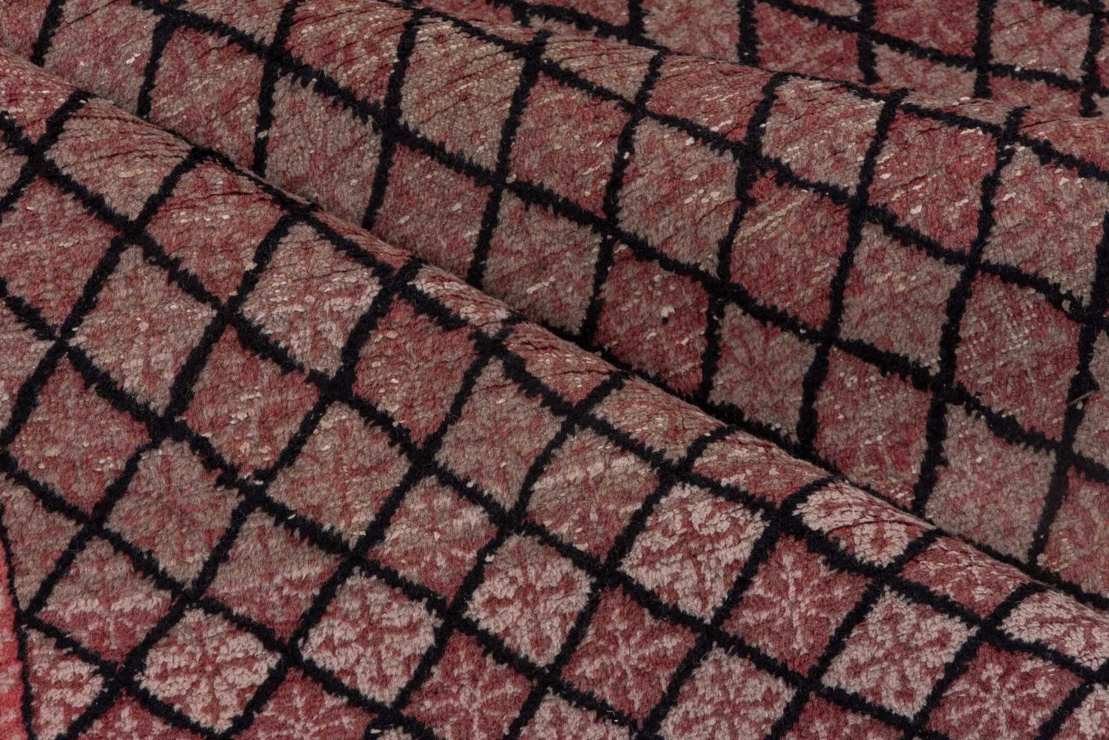 4' x 6' one-of-a-kind handmade vintage Oushak small size rug. Color palette: rose, charcoal, dusty pink, mauve, pink, red