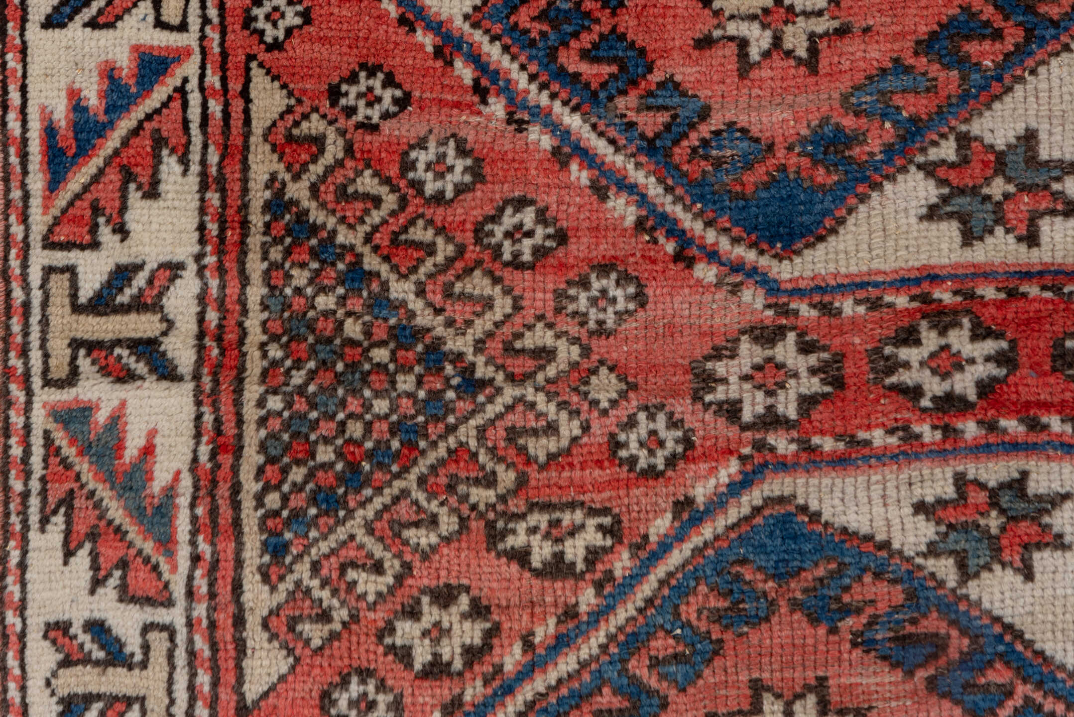 4' x 6' one-of-a-kind handmade vintage Oushak small size rug. Color palette: ivory, coral, navy, rust, charcoal, rose