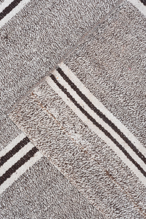 Antique Flatweave Area Rug (8' x 10')