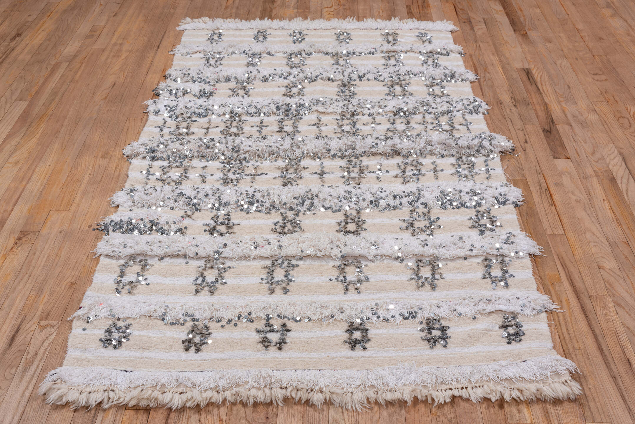 4' x 6' one-of-a-kind handmade vintage Wedding Blanket small size rug. Color palette: ivory, cream, silver, beige, gray