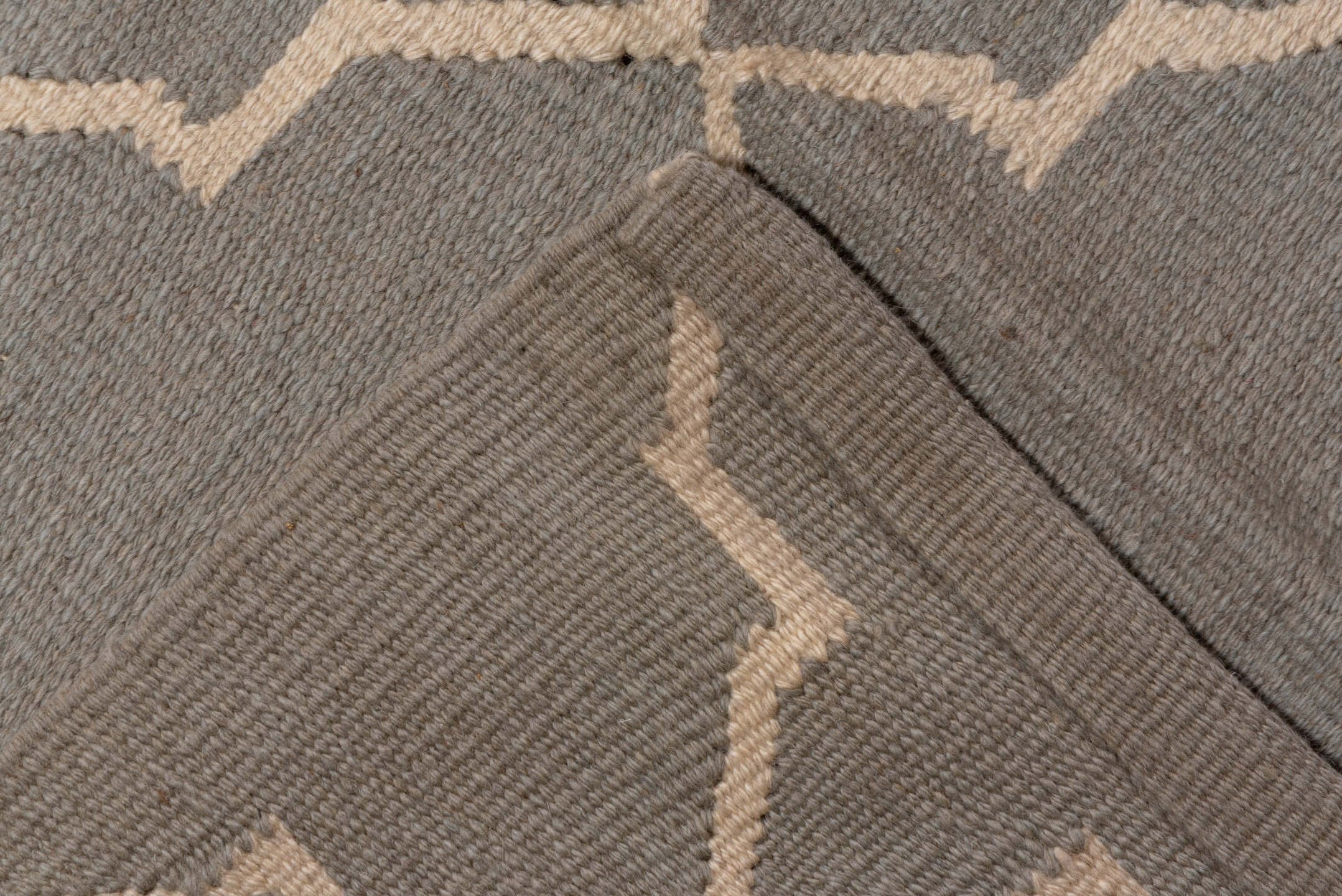 9' x 13' one-of-a-kind handmade vintage Kilim large size rug. Color palette: gray, ivory