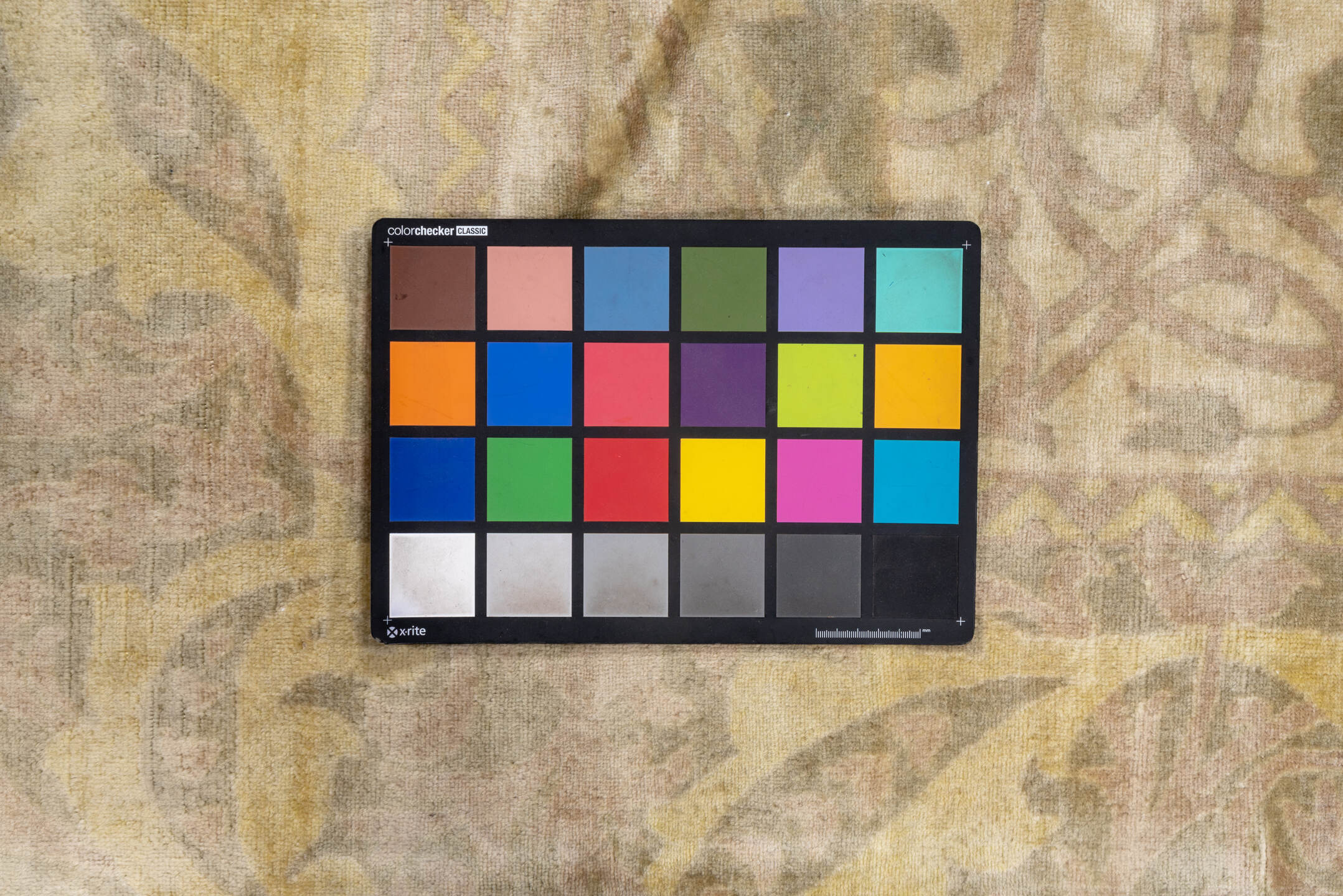 6' x 7' one-of-a-kind handmade vintage Sivas rug. Color palette: brown, burlywood, gainsboro, gray, light gray, off-white