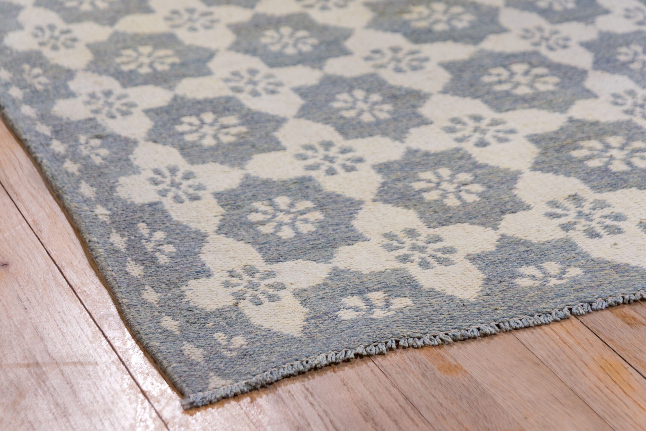 8' x 11' one-of-a-kind handmade antique Kilim large size rug. Color palette: ivory, slate, pale blue, gray, light blue