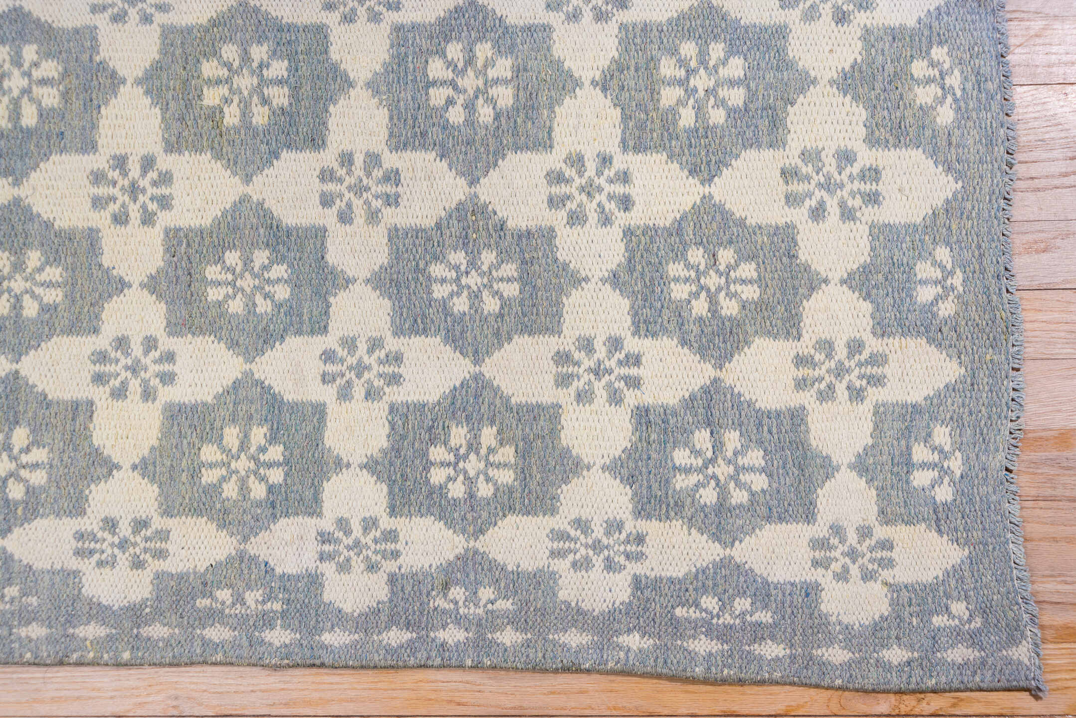 8' x 11' one-of-a-kind handmade antique Kilim large size rug. Color palette: ivory, slate, pale blue, gray, light blue