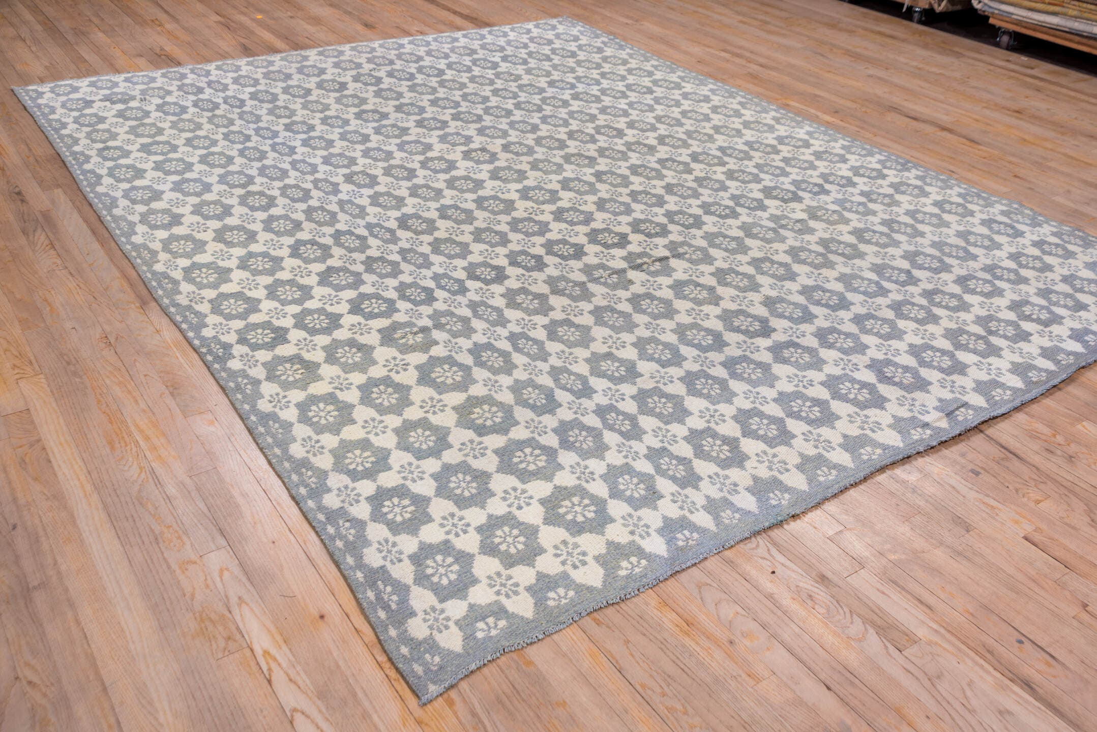 8' x 11' one-of-a-kind handmade antique Kilim large size rug. Color palette: ivory, slate, pale blue, gray, light blue
