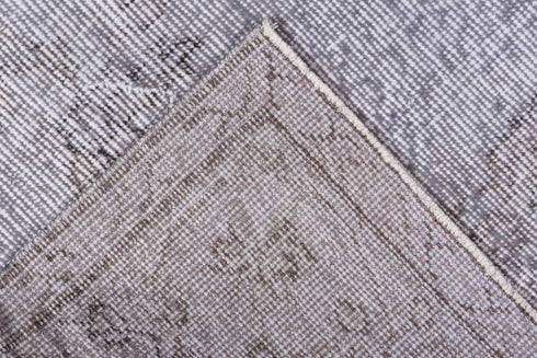 Antique Sparta Area Rug (5' x 9')