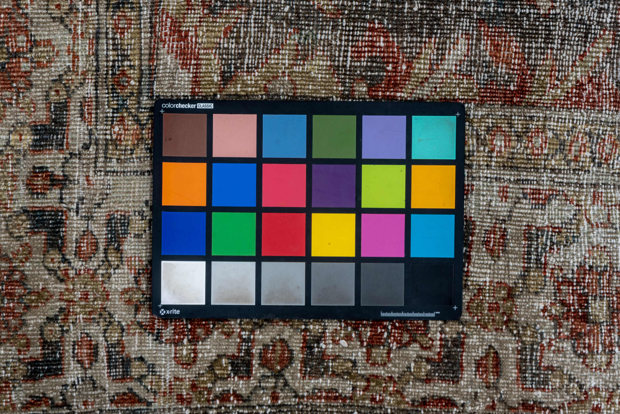 9' x 12' one-of-a-kind handmade vintage Mahal large size rug. Color palette: brown, gray, light gray, pink, red