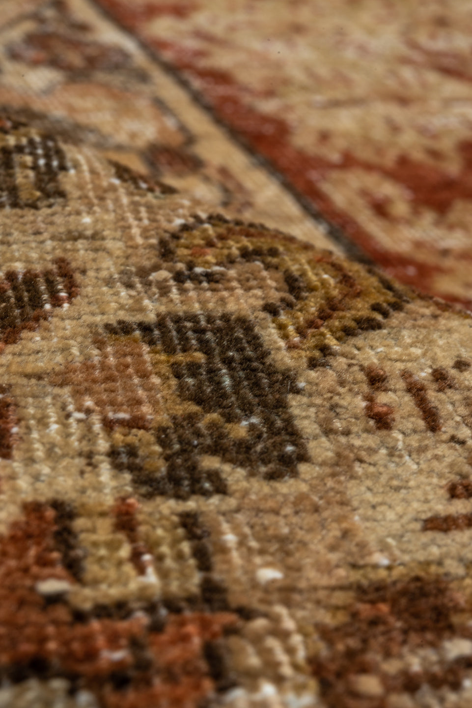 9' x 11' one-of-a-kind handmade vintage Mahal large size rug. Color palette: brown, gray, light gray