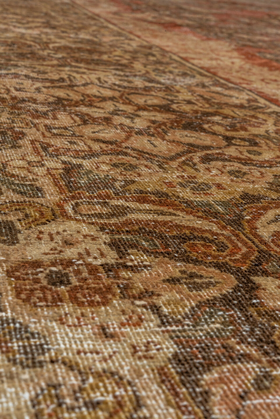 9' x 11' one-of-a-kind handmade vintage Mahal large size rug. Color palette: brown, gray, light gray