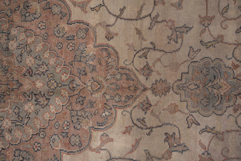 Vintage Sivas Area Rug (10' x 13')