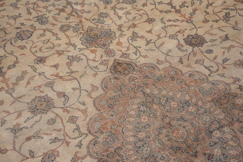 Vintage Sivas Area Rug (10' x 13')