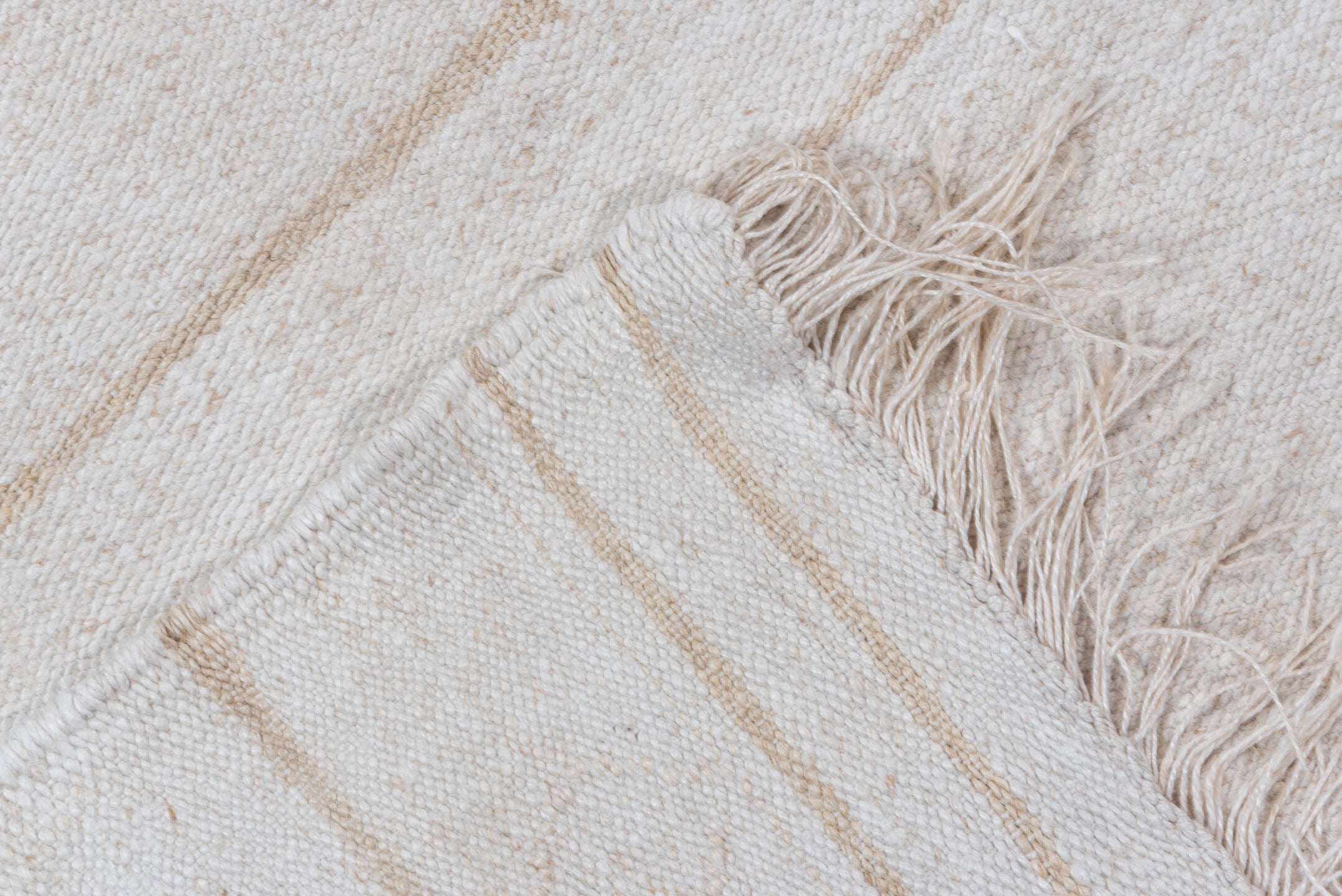 5' x 9' one-of-a-kind handmade vintage Hemp Kilim medium size rug. Color palette: ivory, cream, tan, taupe, beige, gray
