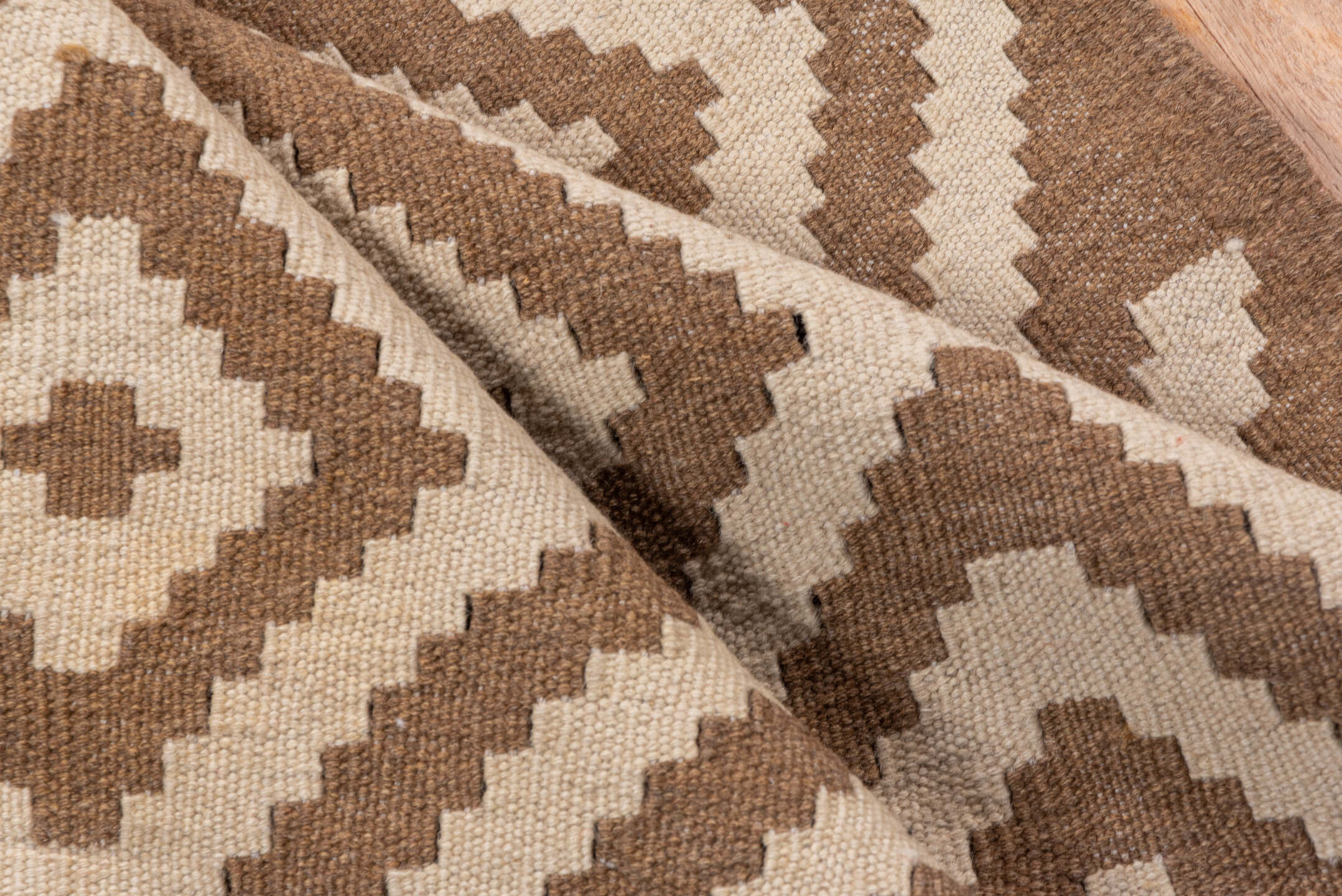 3' x 5' one-of-a-kind handmade vintage Kilim small size rug. Color palette: brown, gray, light gray, off-white, pink, snow