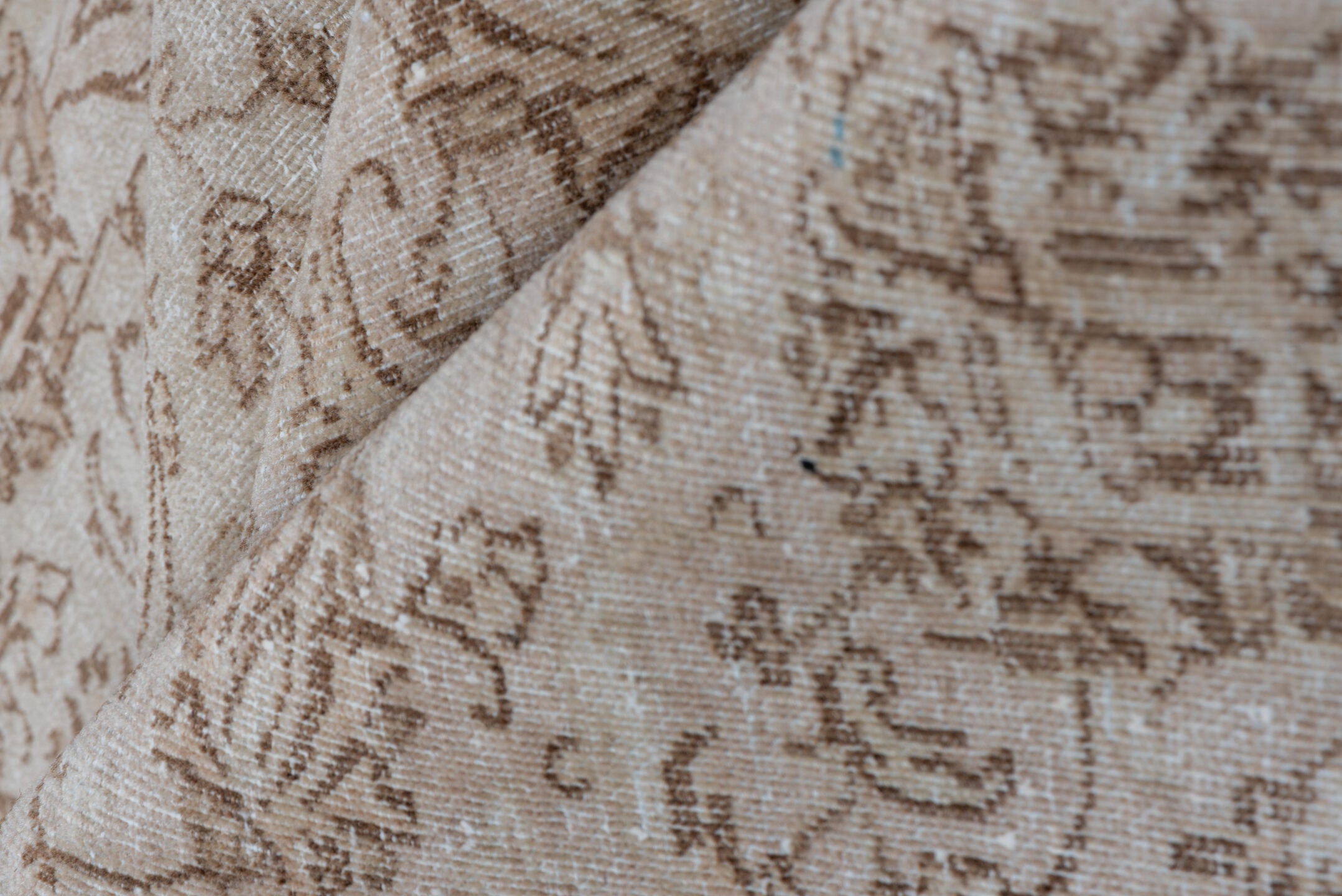 9' x 12' one-of-a-kind handmade vintage Tabriz large size rug. Color palette: brown, gray, light gray, off-white, pink