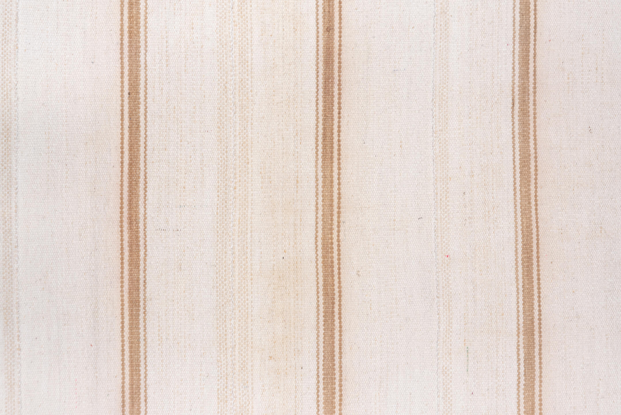 3' x 7' one-of-a-kind handmade vintage Flatweave rug. Color palette: brown, gainsboro, gray, light gray, linen, misty rose