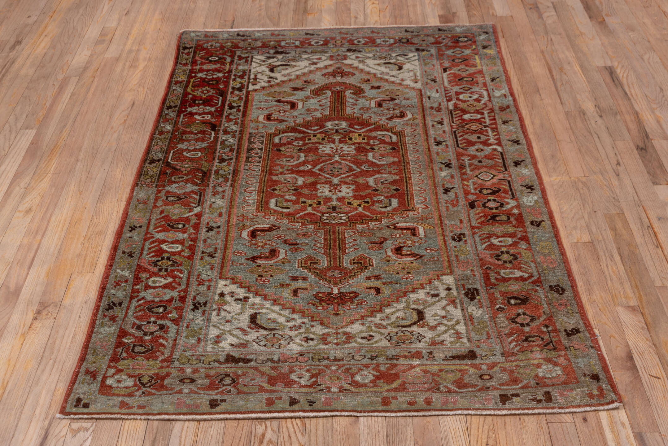 4' x 6' one-of-a-kind handmade vintage Malayer small size rug. Color palette: brown, gray, light gray, off-white, pink, red