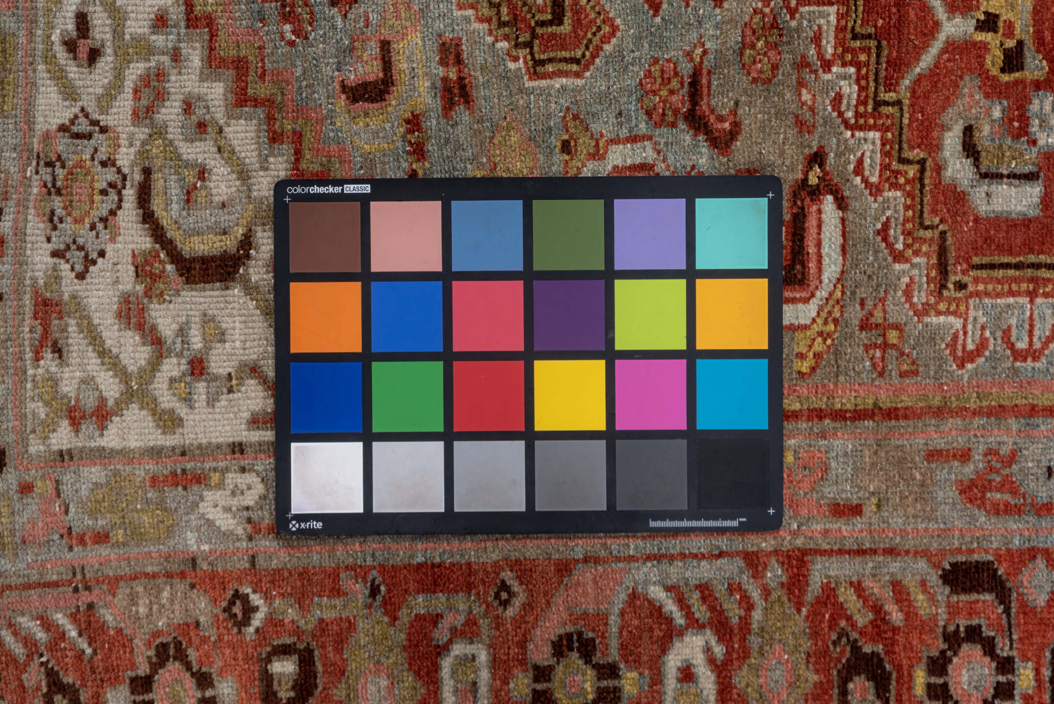 4' x 6' one-of-a-kind handmade vintage Malayer small size rug. Color palette: brown, gray, light gray, off-white, pink, red