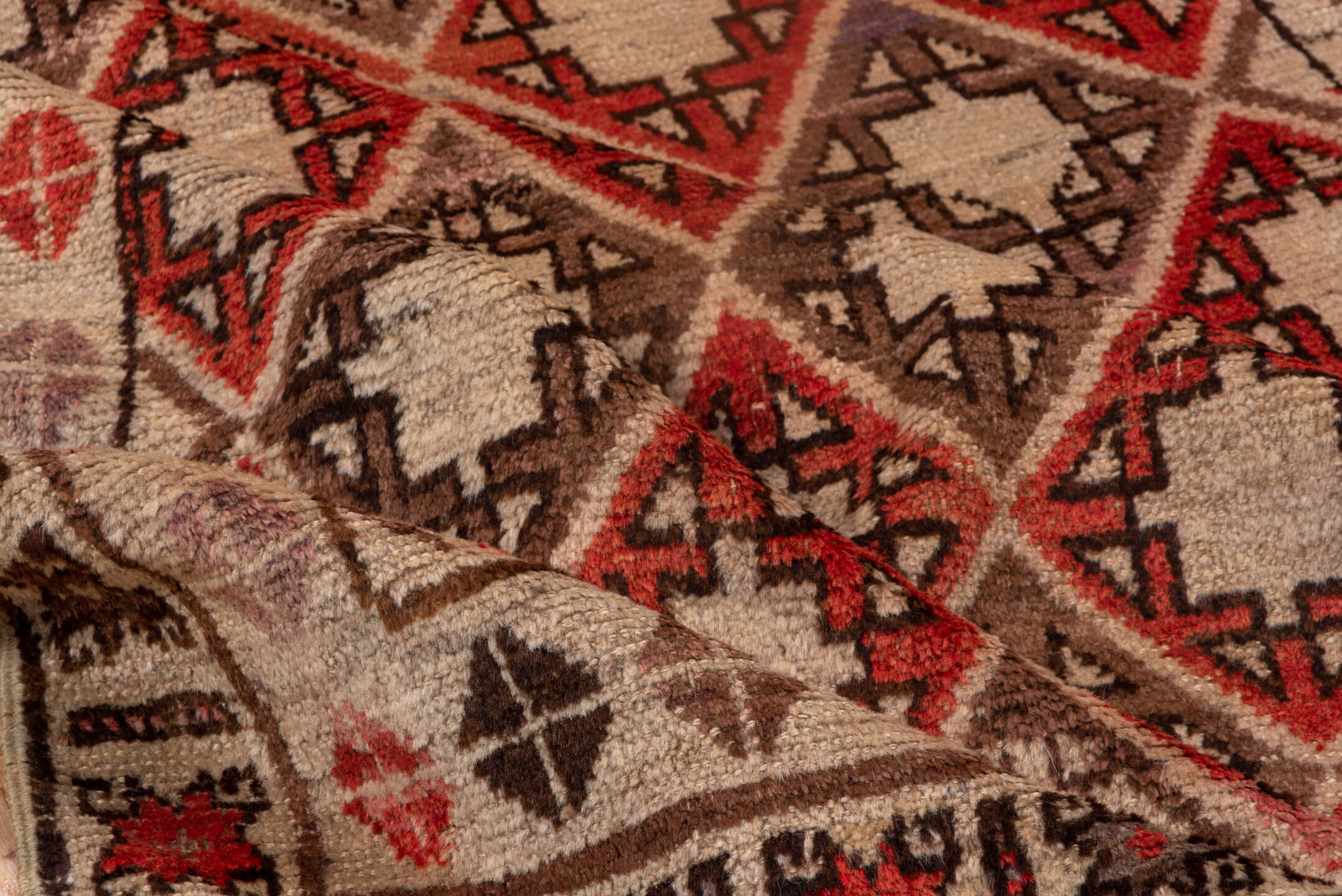 4' x 6' one-of-a-kind handmade vintage Oushak small size rug. Color palette: brown, fire brick, off-white, orange, pink, red