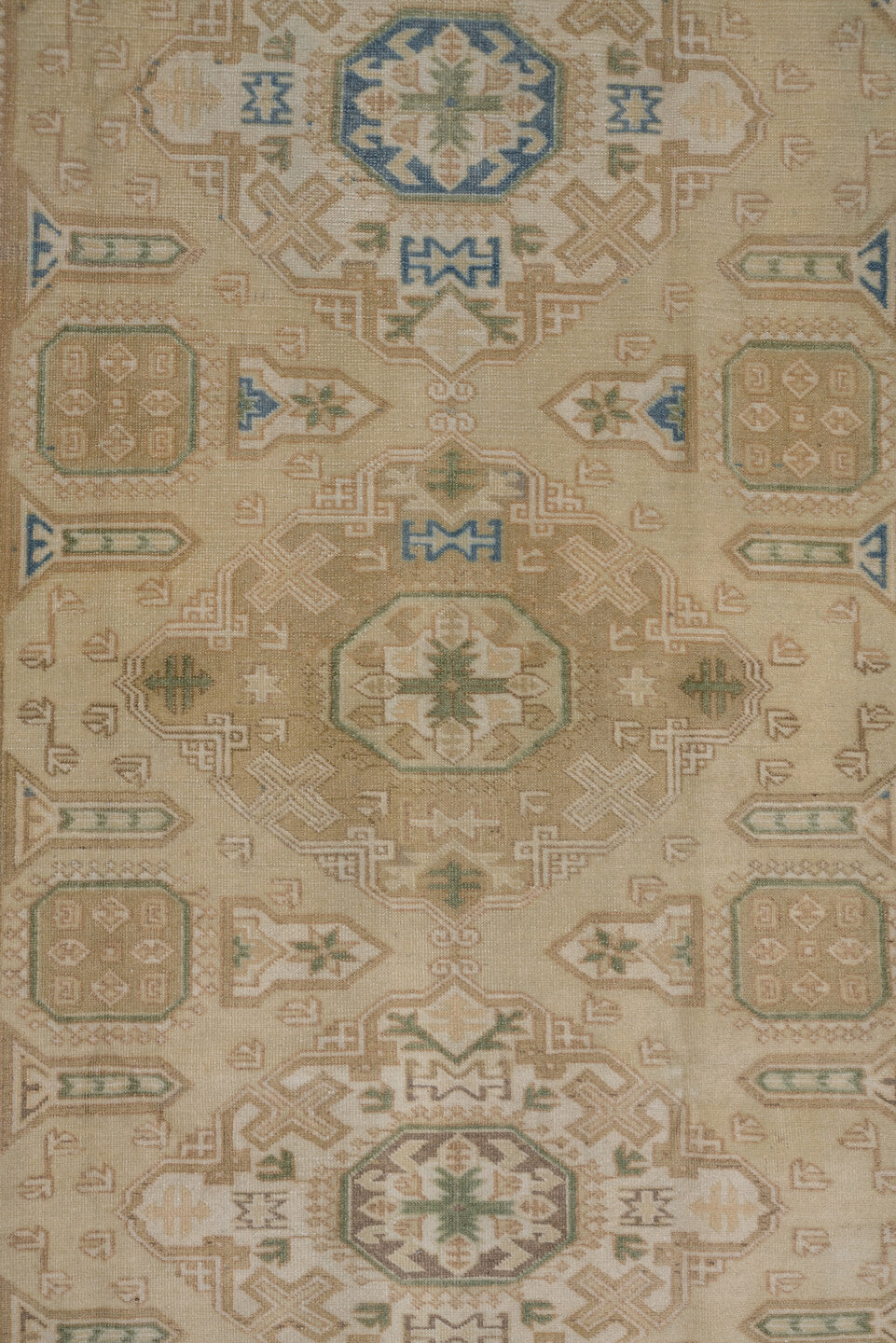 4' x 6' one-of-a-kind handmade antique Oushak small size rug. Color palette: beige, taupe, sage, blue, ivory, camel, olive