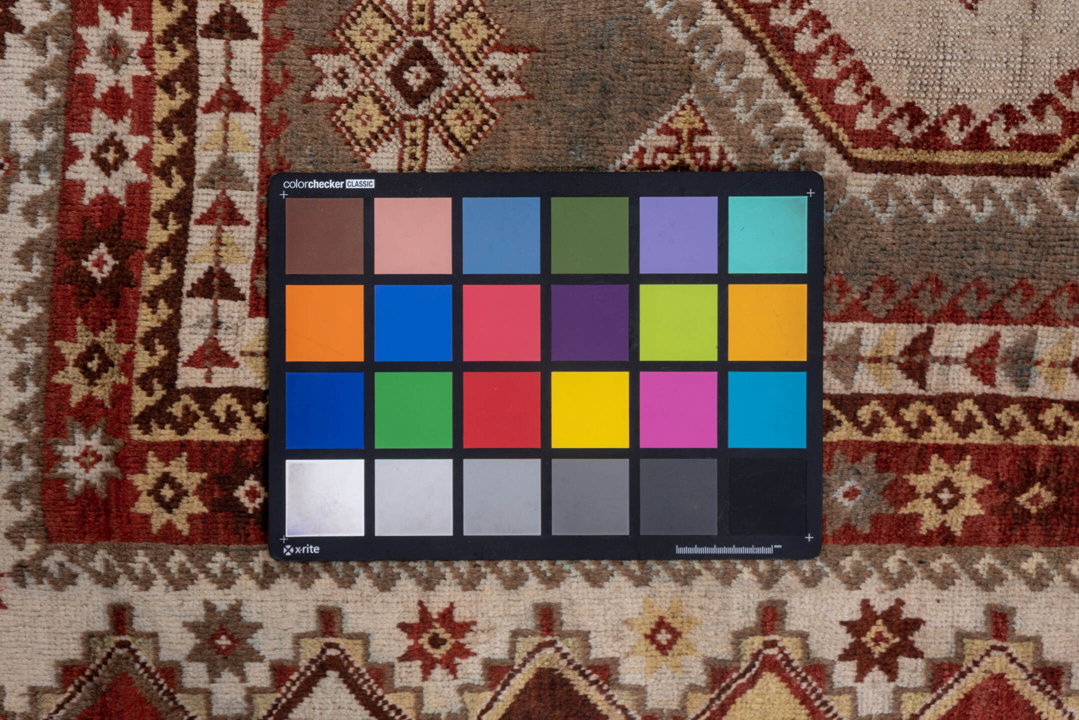 7' x 10' one-of-a-kind handmade vintage Shiraz large size rug. Color palette: brown, gray, light gray, off-white, pink, red