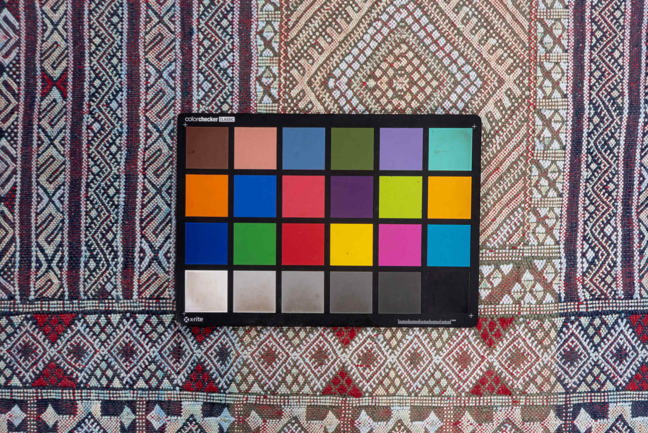 5' x 7' one-of-a-kind handmade vintage Jijim rug. Color palette: blue, gainsboro, gray, light gray, off-white, pink, red