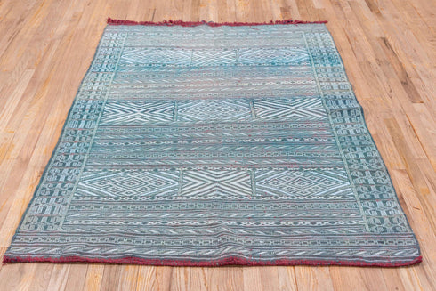 Vintage Kilim Area Rug (4' x 6')