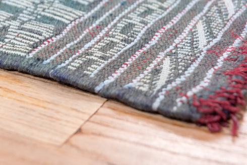 Vintage Kilim Area Rug (4' x 6')