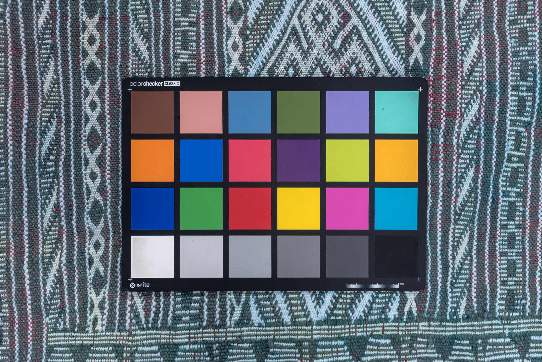 4' x 6' one-of-a-kind handmade vintage Kilim small size rug. Color palette: black, blue, brown, dark gray, dim gray, gray