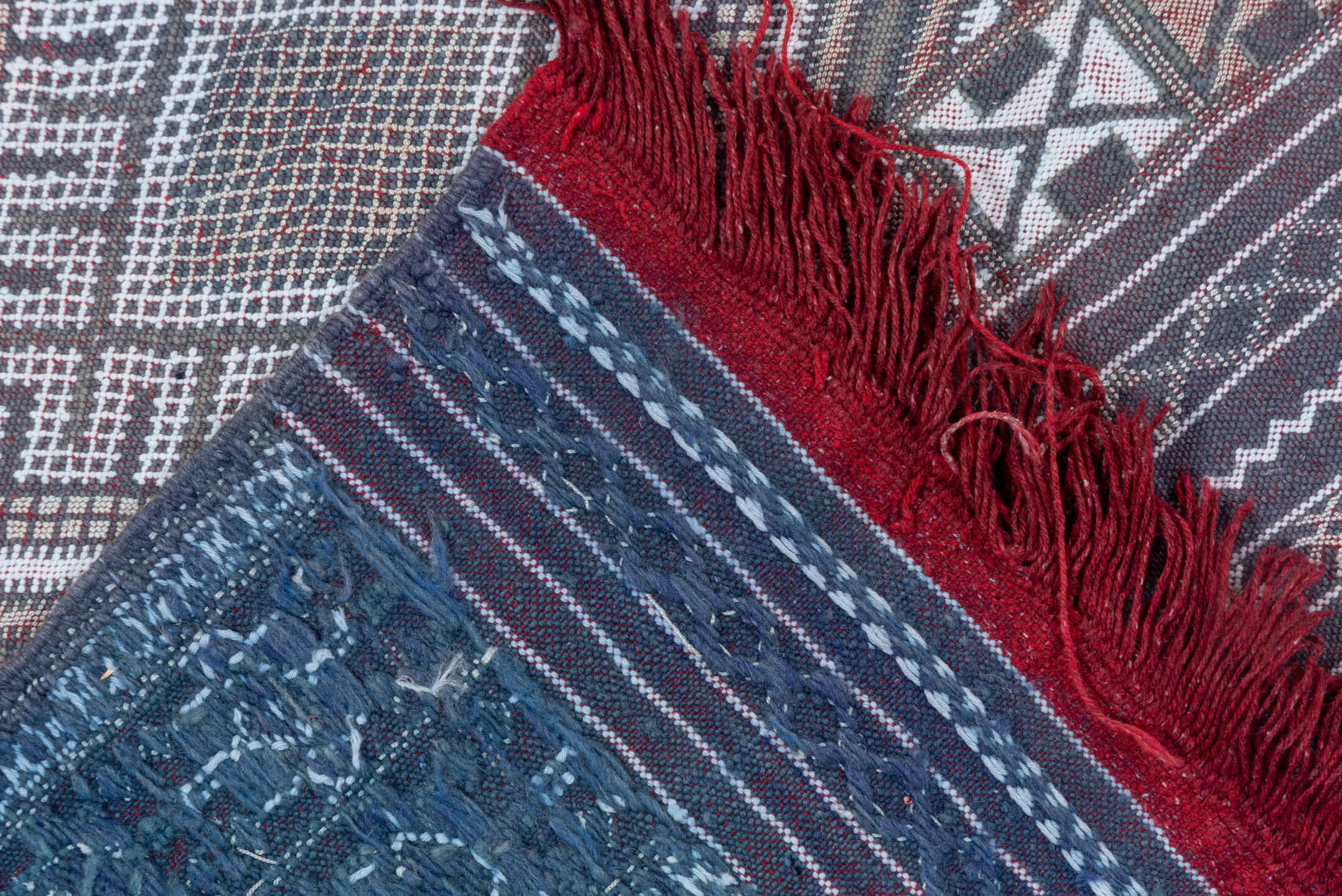 6' x 9' one-of-a-kind handmade vintage Jijim medium size rug. Color palette: blue, brown, dark gray, dim gray, gainsboro