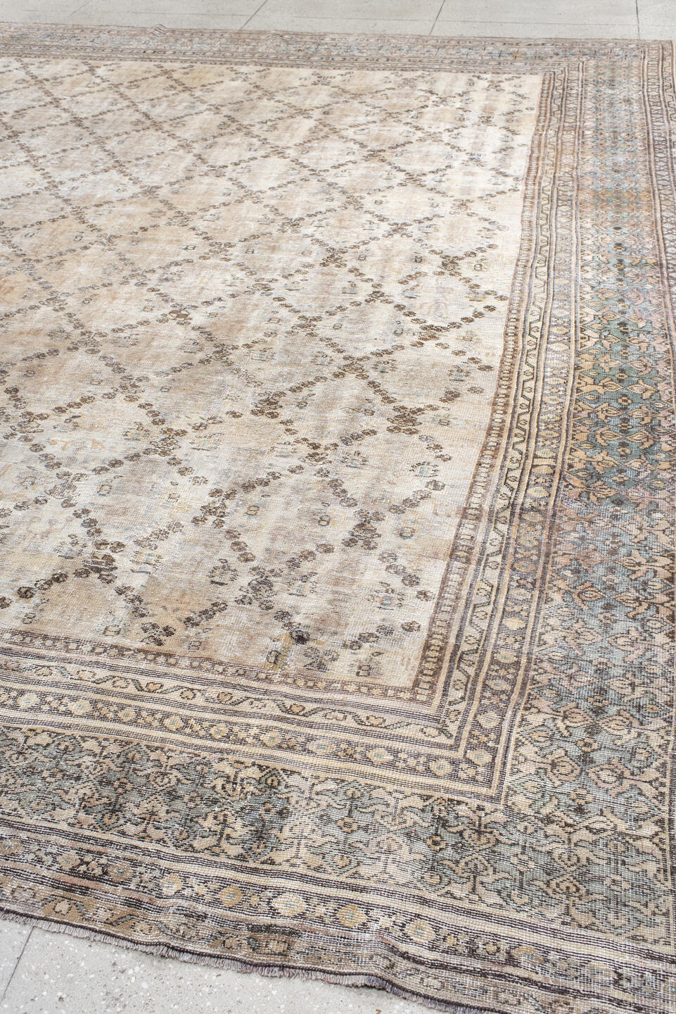 11' x 14' one-of-a-kind handmade vintage Sultanabad oversize rug. Color palette: ivory, taupe, pale blue, beige, brown, gray