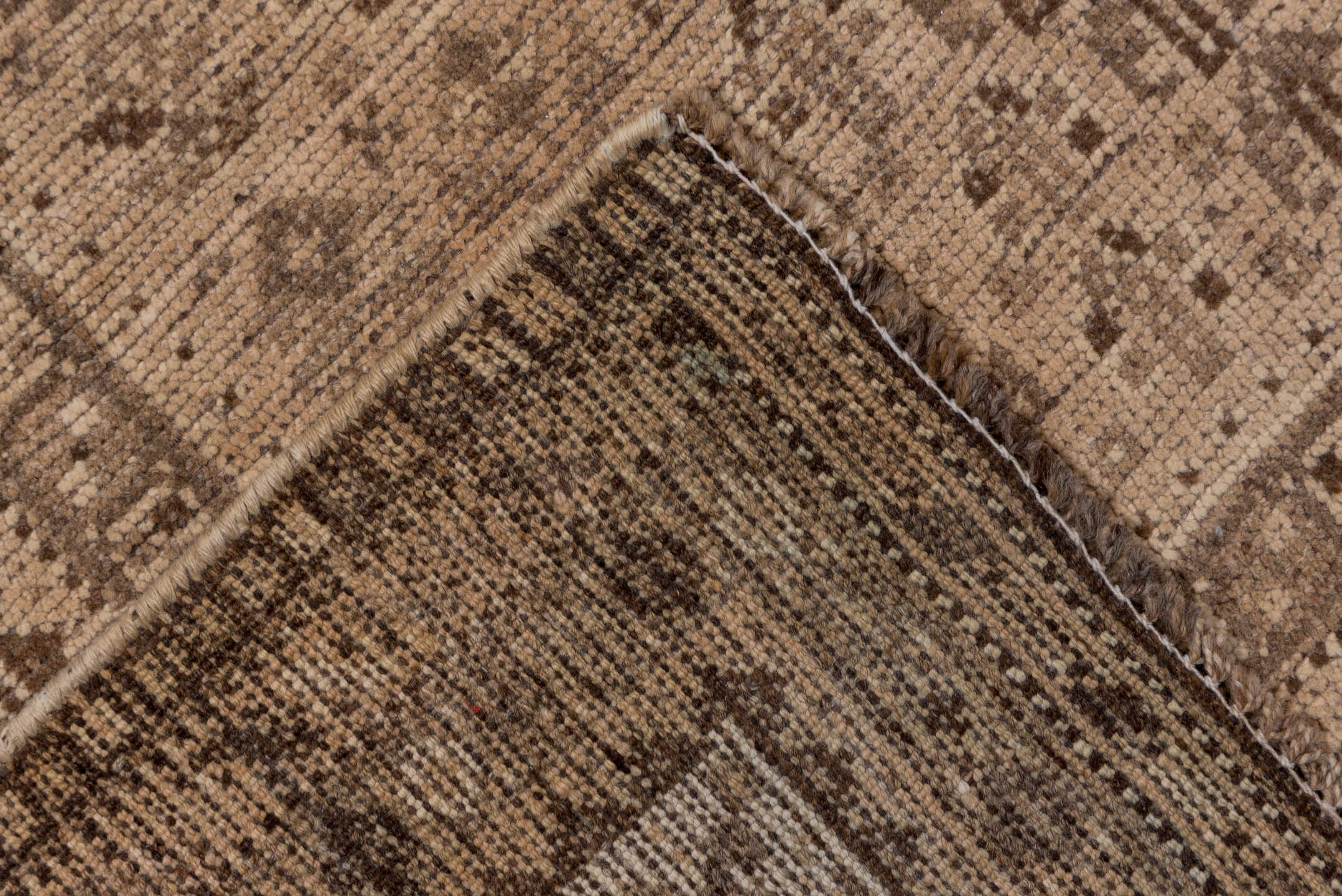 5' x 6' one-of-a-kind handmade vintage Shiraz rug. Color palette: brown, gray, light gray, off-white, pink, snow, tan, white