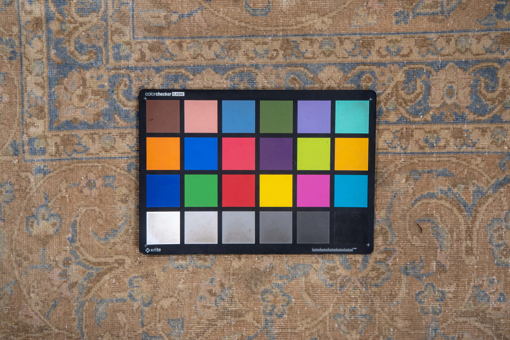 9' x 12' one-of-a-kind handmade vintage Kashan large size rug. Color palette: brown, dark gray, gray, light gray, pink