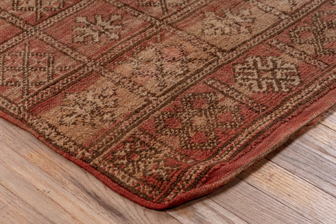 Vintage Moroccan Area Rug (4' x 7')