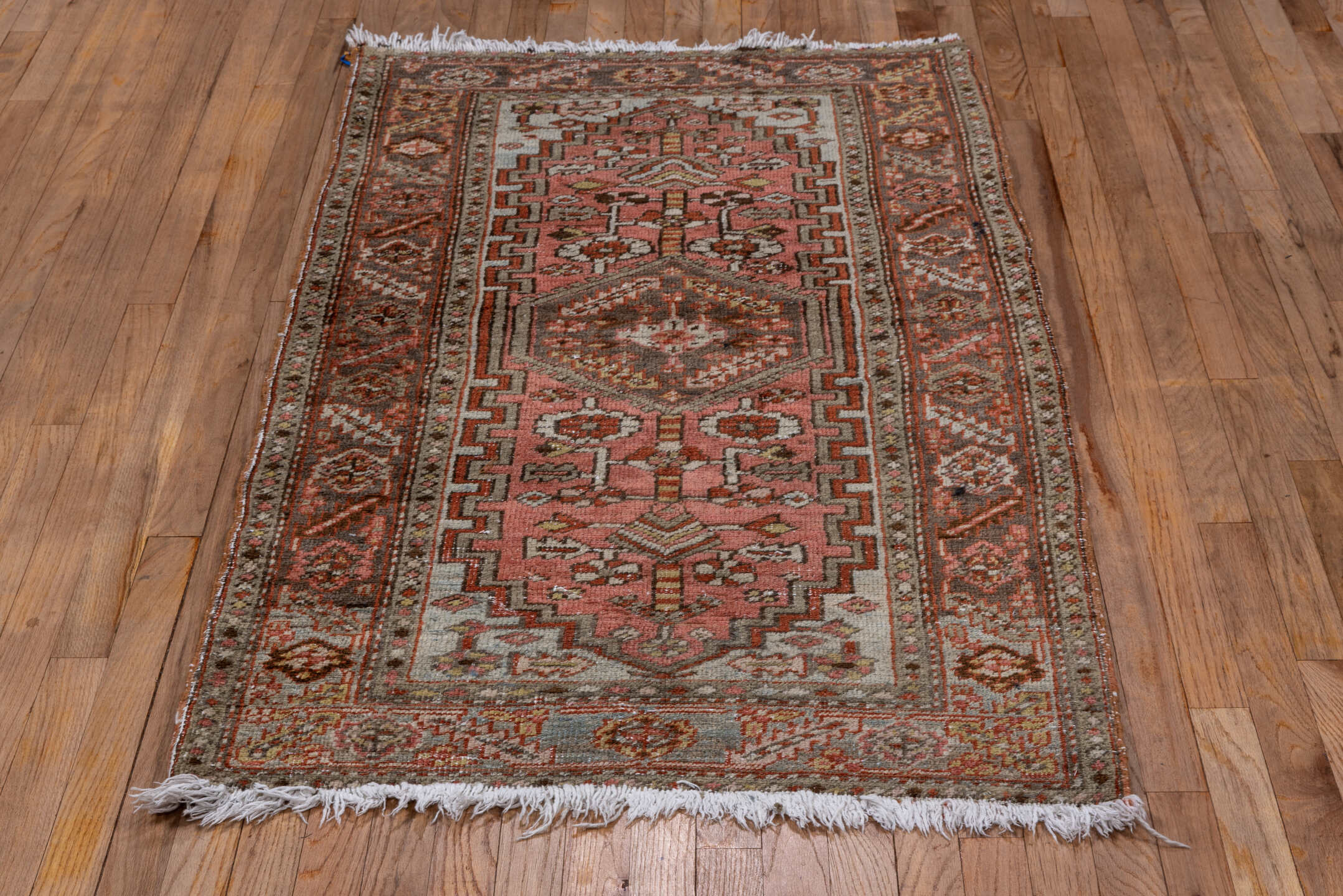 3' x 5' one-of-a-kind handmade vintage Heriz small size rug. Color palette: brown, dark gray, gray, light gray, off-white