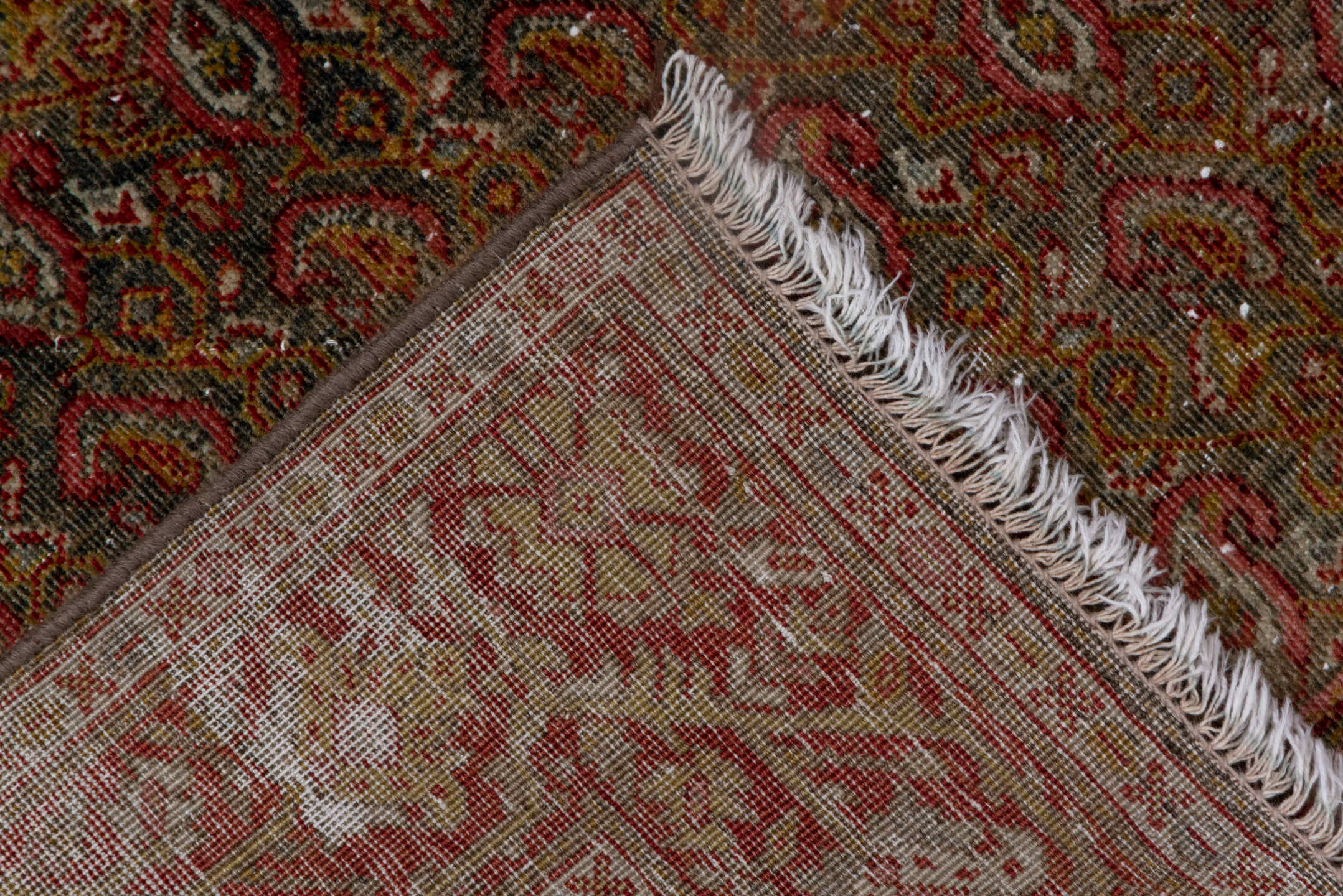 4' x 6' one-of-a-kind handmade vintage Sarouk small size rug. Color palette: brown, gray, pink