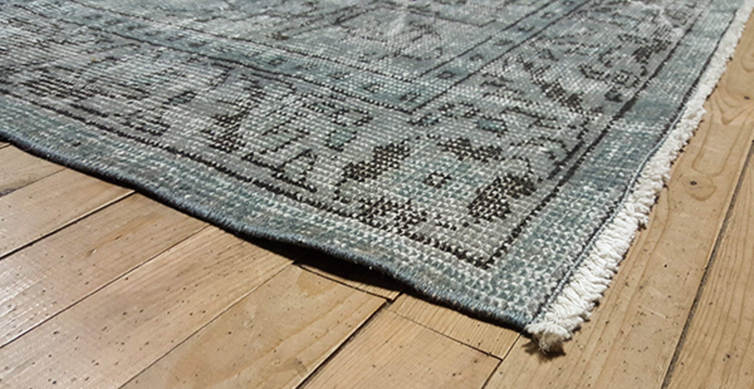 5' x 9' one-of-a-kind handmade vintage Overdyed medium size rug. Color palette: dim gray, gray, light blue, light gray