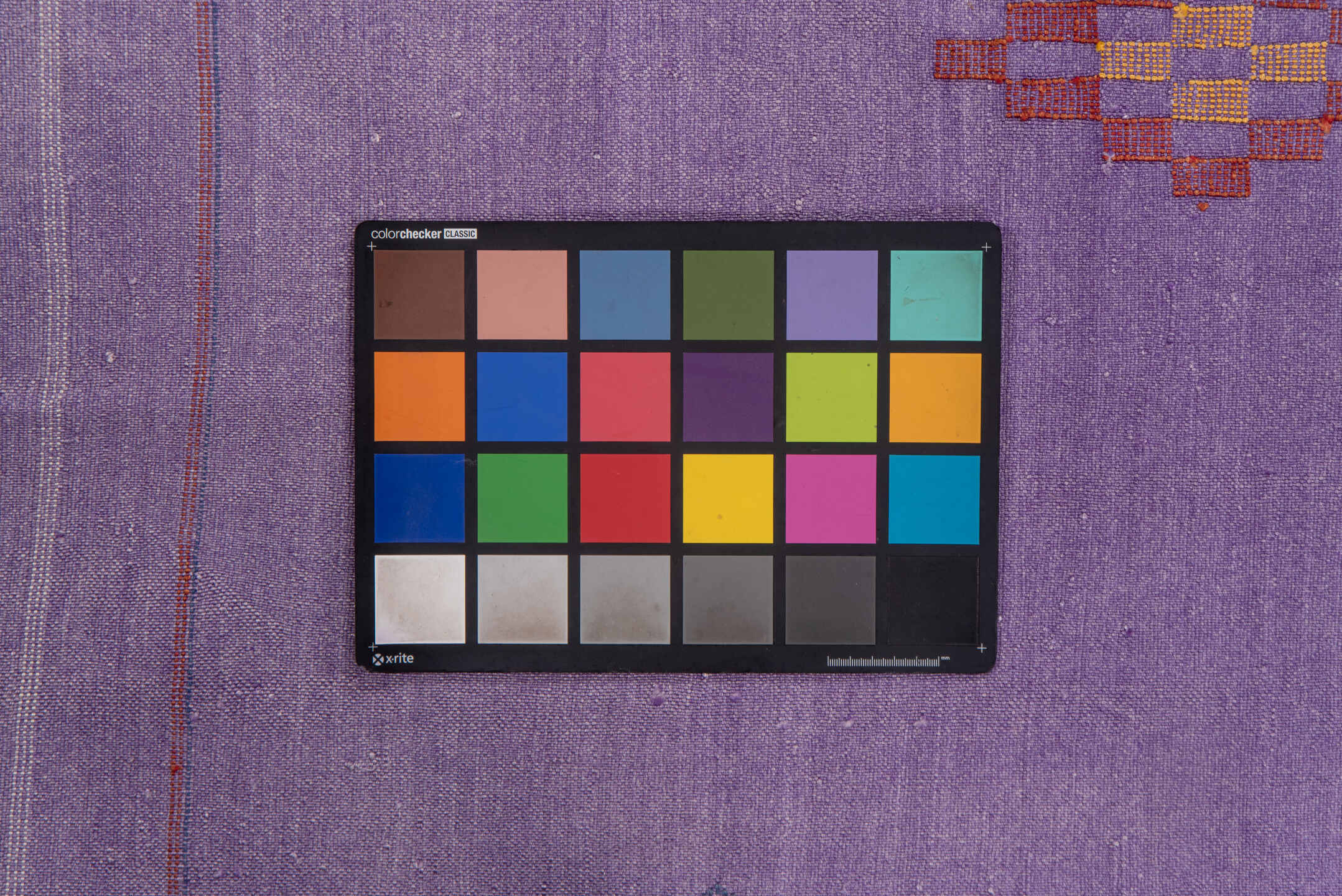 6' x 9' one-of-a-kind handmade vintage Cactus Kilim medium size rug. Color palette: ghost white, gray, light blue