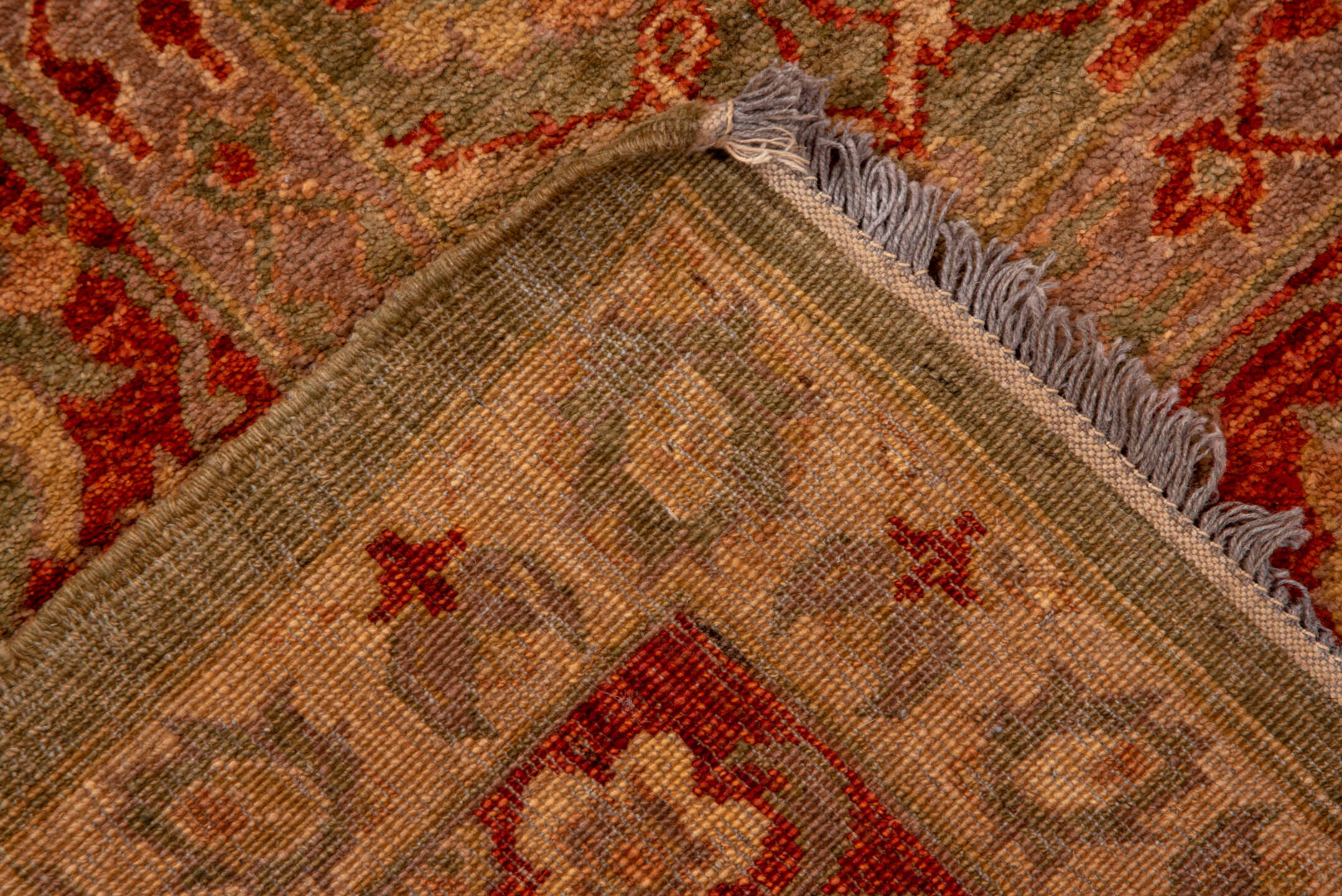 9' x 13' one-of-a-kind handmade vintage Sultanabad large size rug. Color palette: brown, gray, orange, pink, red, sienna