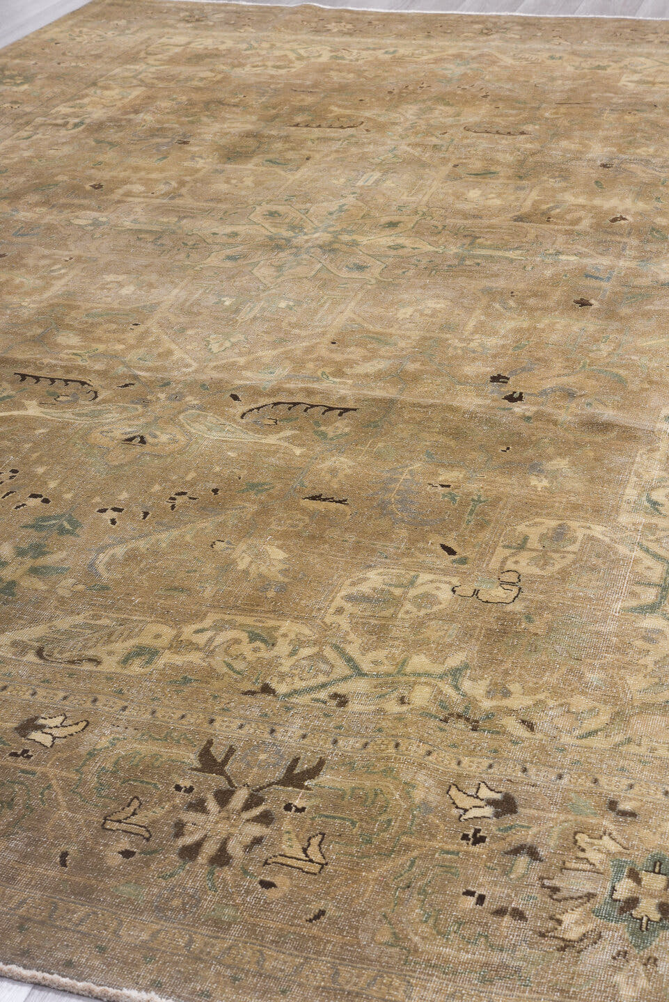 9' x 13' one-of-a-kind handmade vintage Heriz large size rug. Color palette: taupe, beige, ivory, sage, brown, camel, slate