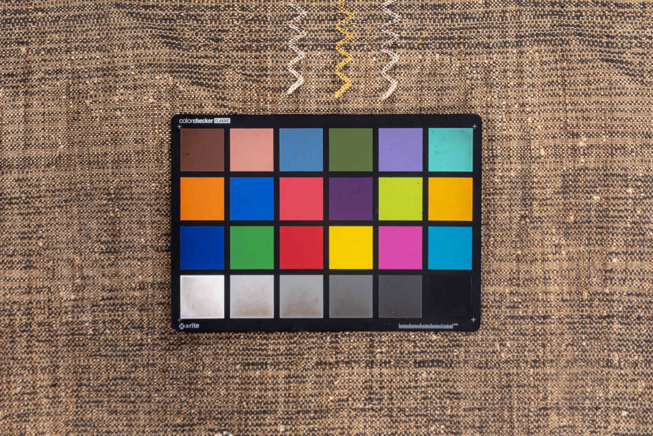 5' x 8' one-of-a-kind handmade vintage Cactus Kilim medium size rug. Color palette: brown, gray, light gray, off-white