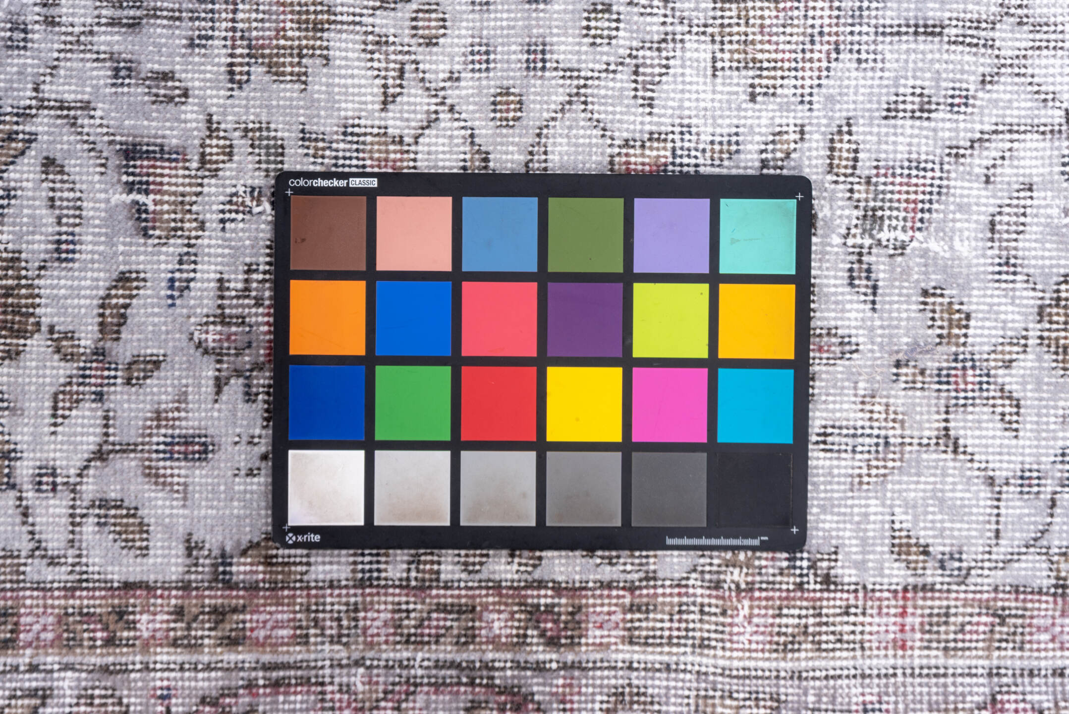 5' x 9' one-of-a-kind handmade vintage Overdyed medium size rug. Color palette: dark gray, gainsboro, gray, light gray