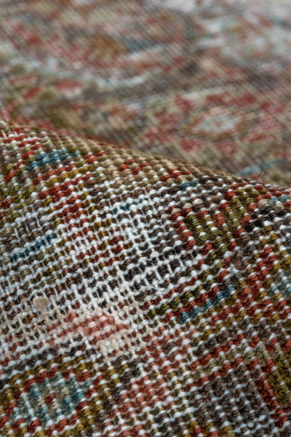 4' x 6' one-of-a-kind handmade antique Farahan small size rug. Color palette: rust, ivory, aqua, taupe, brown, slate