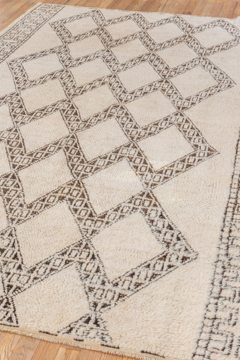 Vintage Moroccan Area Rug (5' x 8')