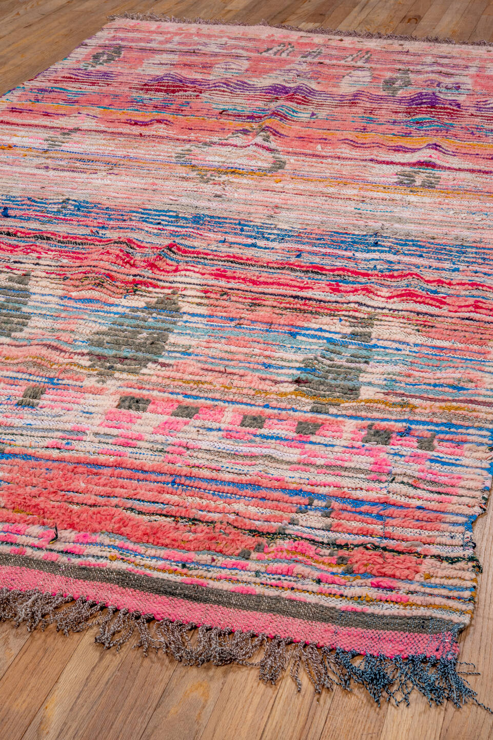 4' x 6' one-of-a-kind handmade vintage Moroccan small size rug. Color palette: blue, brown, gray, light gray, off-white