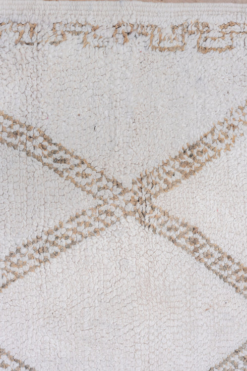 Vintage Moroccan Area Rug (5' x 7')