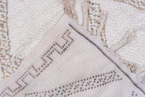 Vintage Moroccan Area Rug (5' x 7')