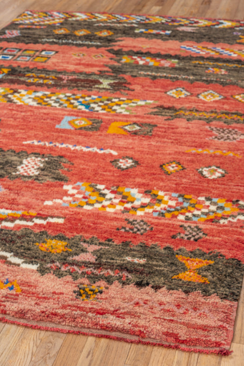 Vintage Moroccan Area Rug (5' x 8')